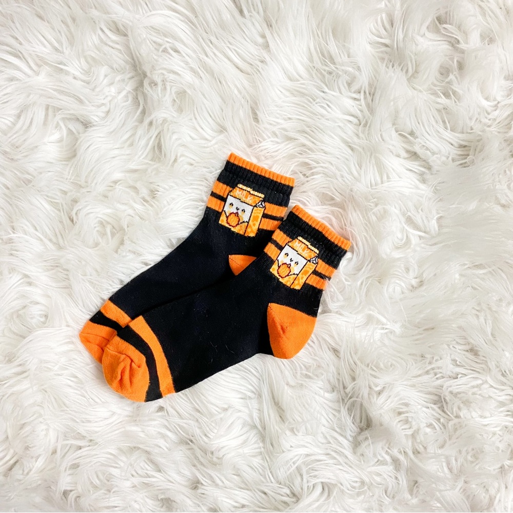 NWOT Hot Topic Novelty Ankle Socks